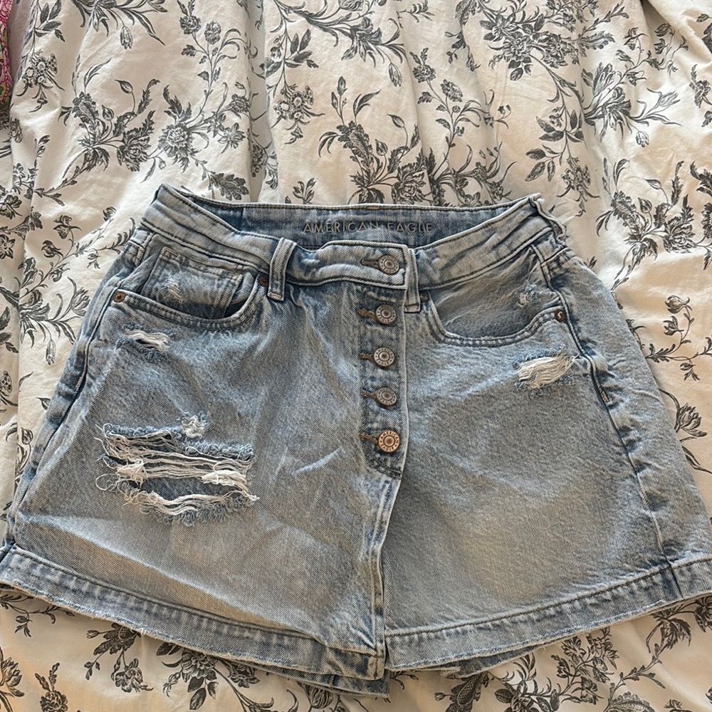 American Eagle Outfitters Light Blue Denim Skort